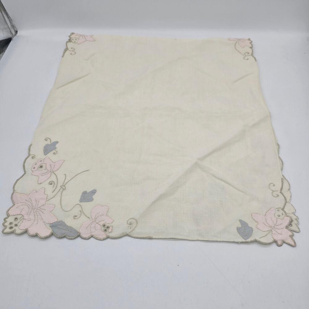 Ivory Vintage Linen Table Runner Floral Embroidery 31" Grandmacore Cottage Core